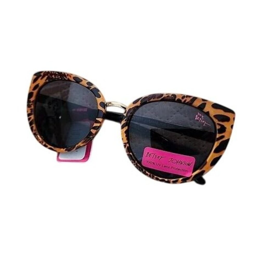 Betsey Johnson Leopard Cat eye Sunglasses, NEW 100% UV Glam